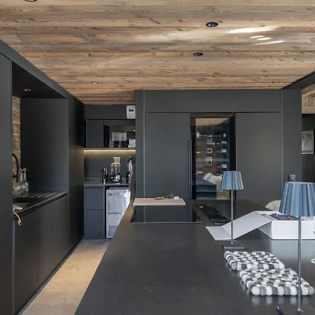Neuf Pour 12 Personnes Avec Sauna, Bassin Et Salle Cinema A 800m Des Remontees Mecaniques - Fr-1-569-120 Chalet